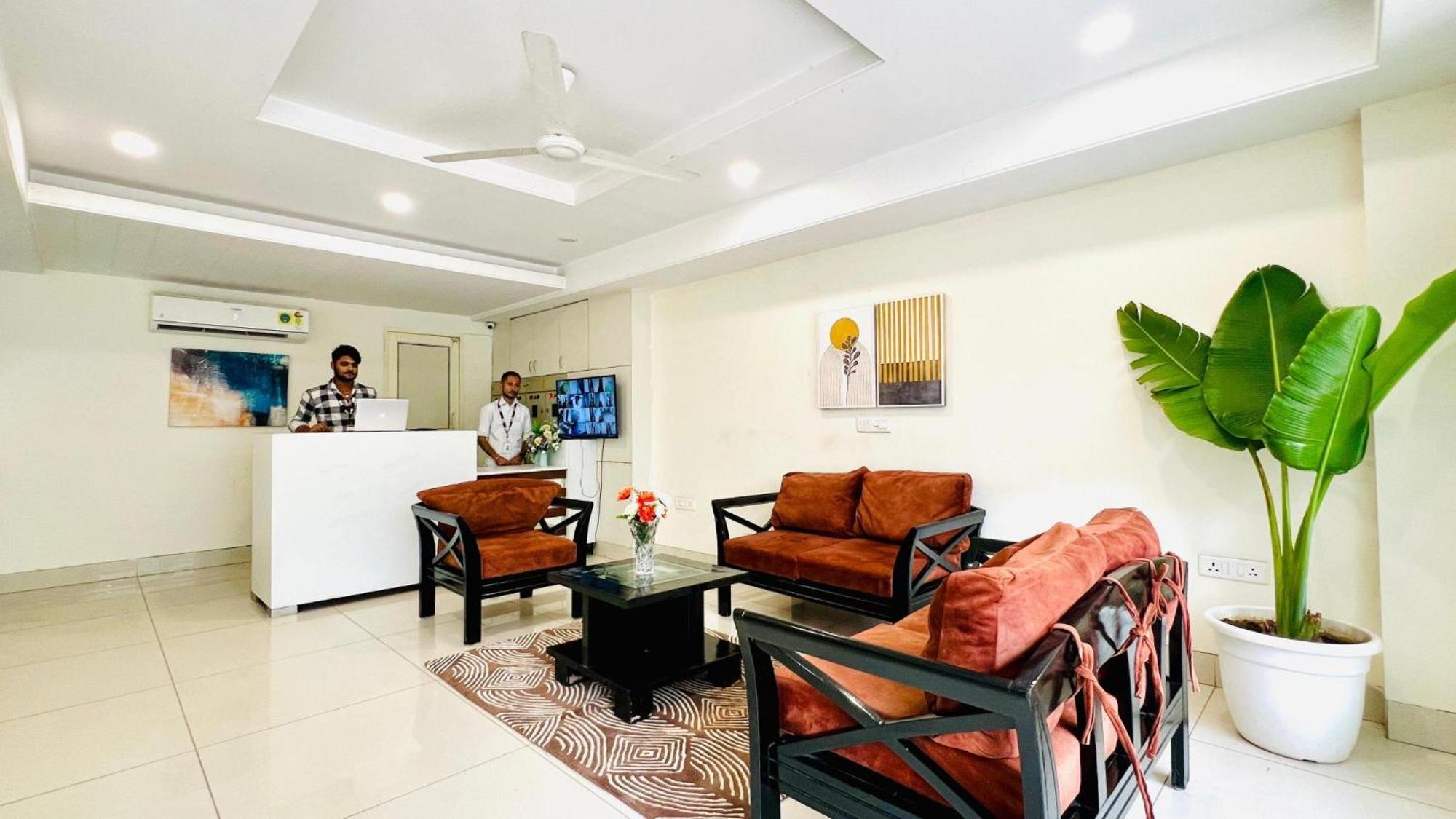 Bluo Studio1 Golf Course Road, Gym, Balcony Garden Gurgaon Exterior photo